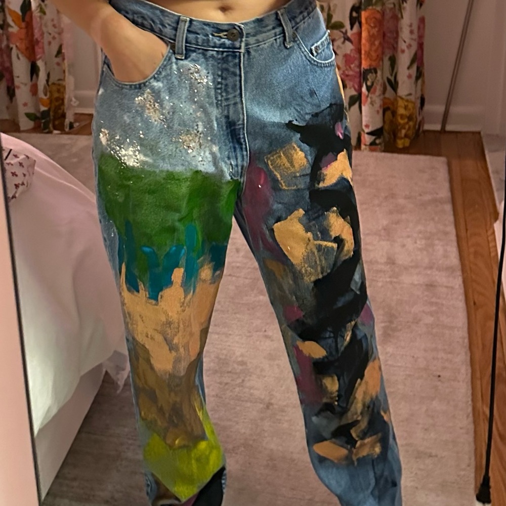 One of a kind - vintage painted jeans.